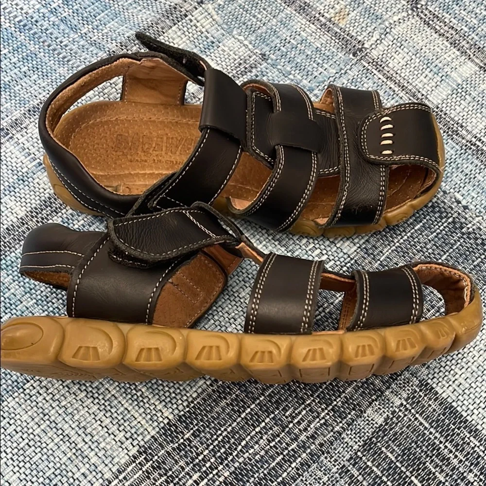Kids Black Leather Strappy Sandals Barely Used Size 1